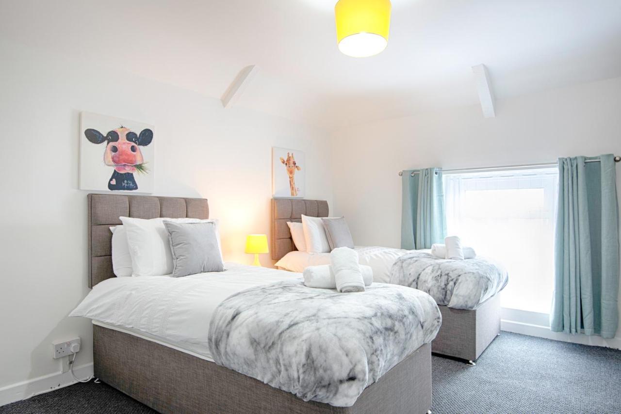 Parking, Smart Tv'S In All Rooms, Central Location สวอนซี ภายนอก รูปภาพ
